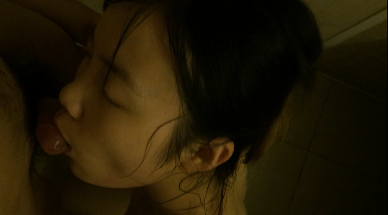 摸女人逼逼视频