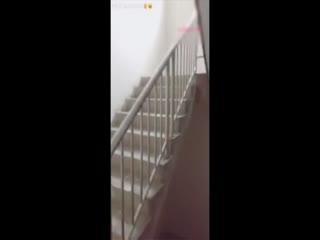 不含而立