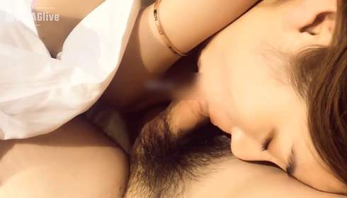 黑丝美女扣逼