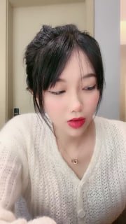 娇妻被别人的巨茎征服视频