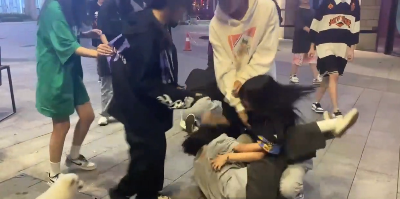 三级片在哪里看