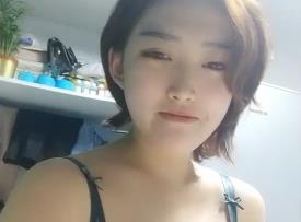 裸体qA电影