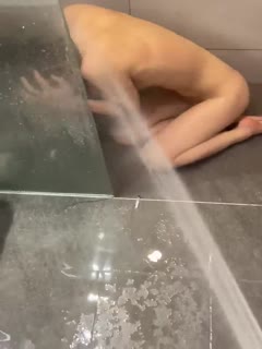 成人做爰黄A片色情泳衣