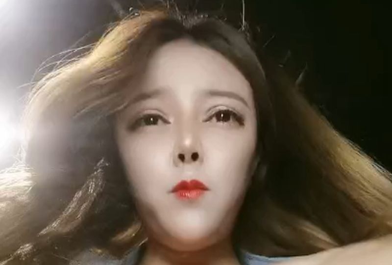 床上干我好爽啊