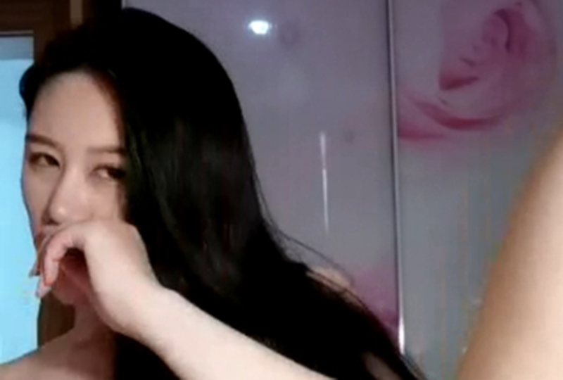美女很黄的网站