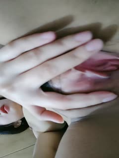 别揉我奶头啊~免费视频